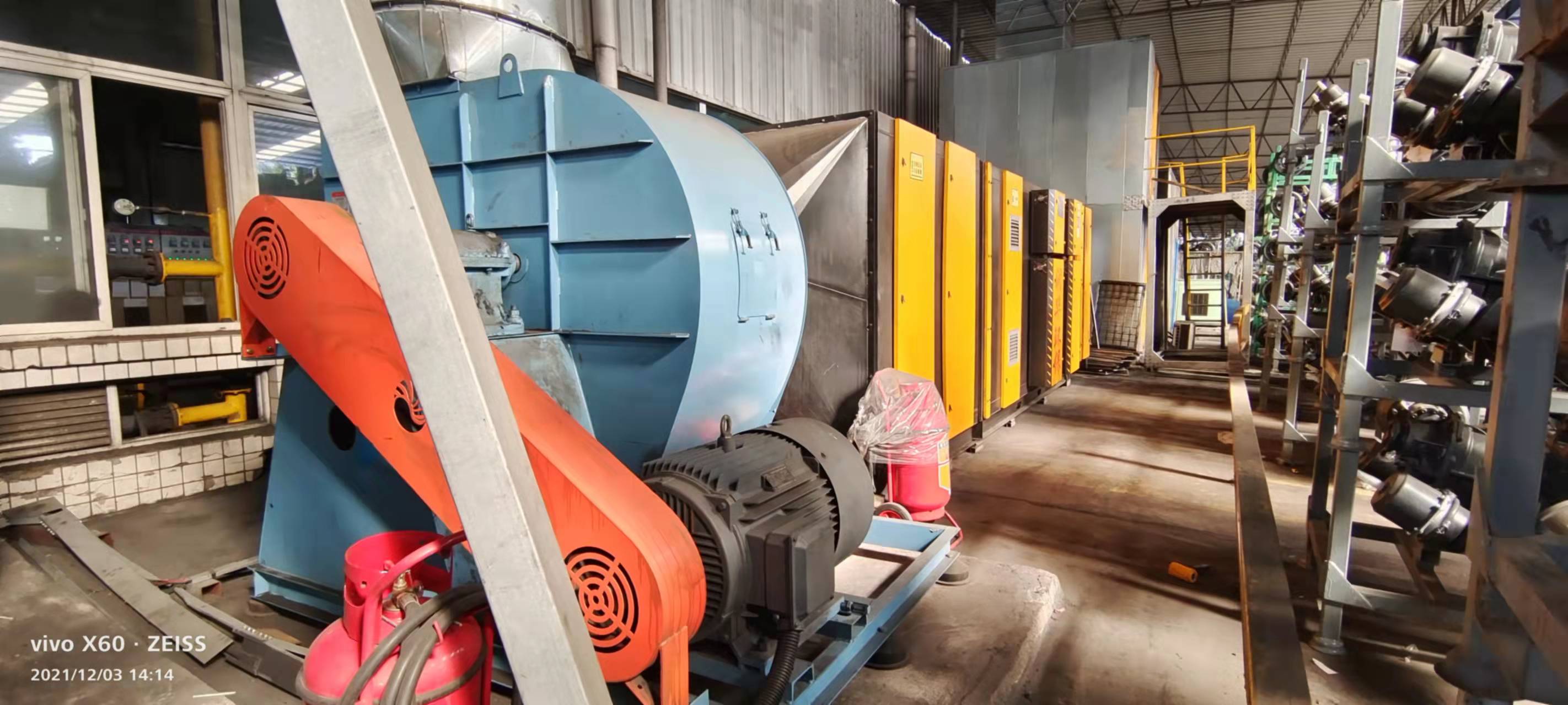 柳州干式過(guò)濾+多元復(fù)合光氧催化等離子活性炭一體機(jī)